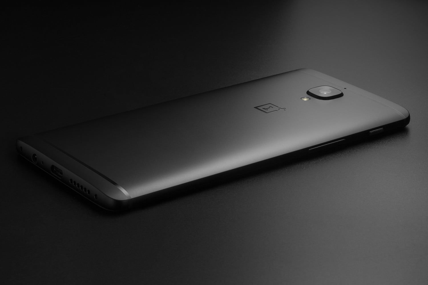 Oneplus 5g Mobile Under 15000 with Best Feature